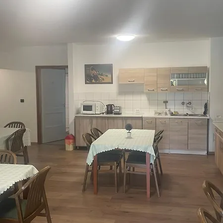 G&l Vendeghaz 3* Balatonlelle