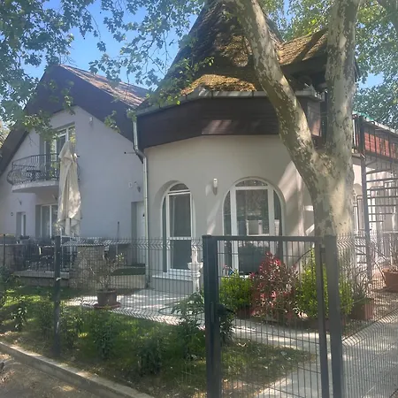 G&l Vendeghaz 3* Balatonlelle